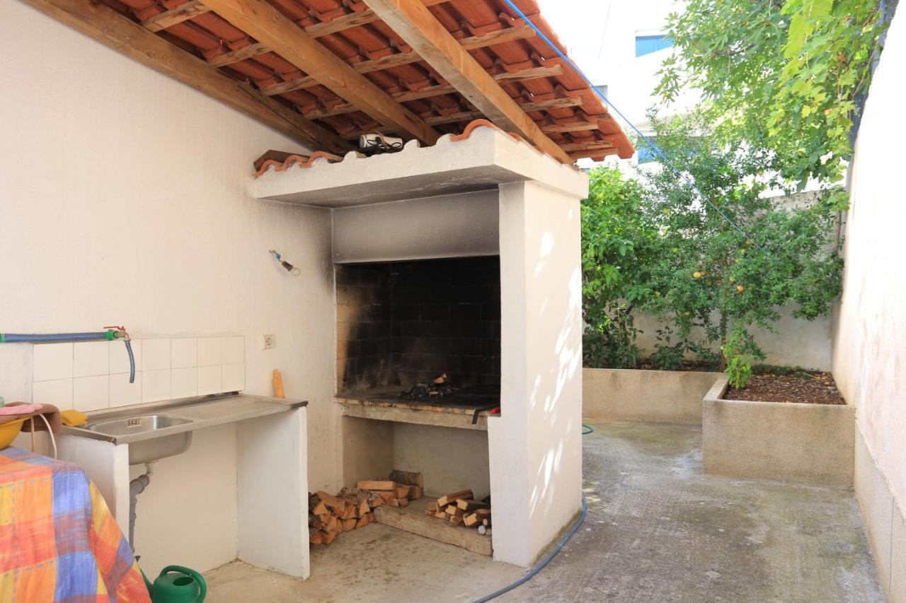 Apartments By The Sea Arbanija, Ciovo - 17332 Trogir Exterior foto
